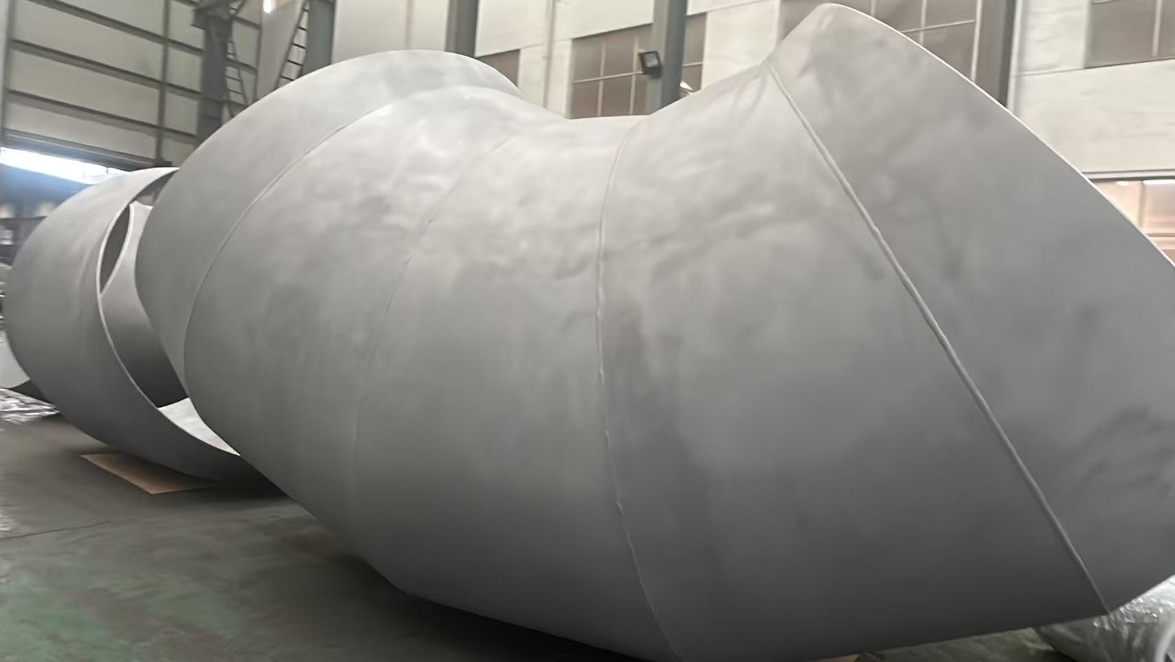 90 graders albue DN2438×8 vellykket produsert